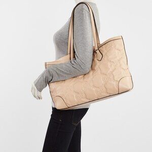 Gucci Beige Embossed Leather Matelasse Medium Tote Bag